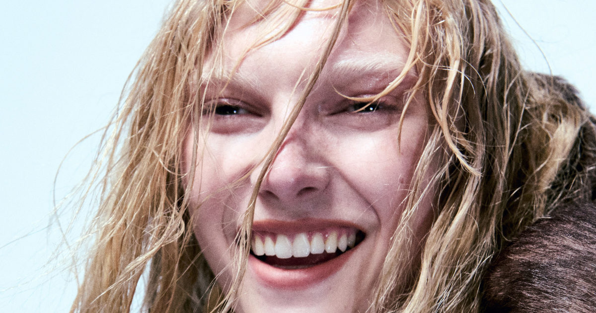 Mind, body, soul… and Alex Consani!